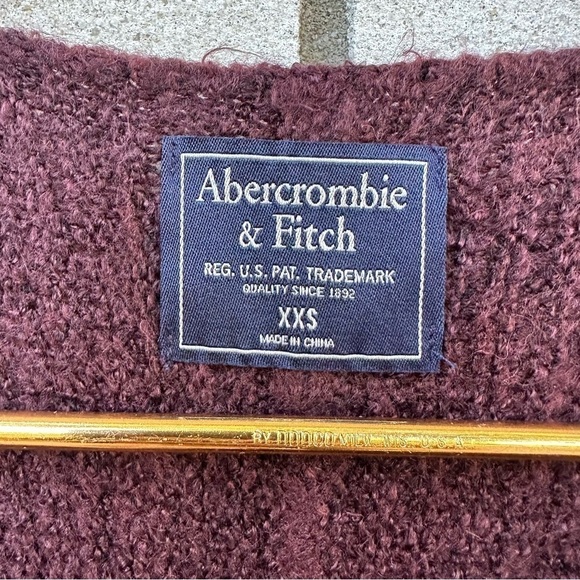 NWT Abercrombie & Fitch Maroon Pullover Dolman Sleeve Knit Sweater - Picture 5 of 10